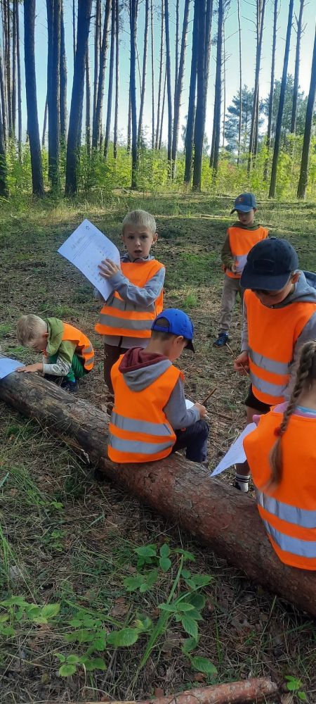 GRUPĖS "KODĖLČIUKAI" EDUKACINIS ŽYGIS "RUDENINĖ MEDŽIOKLĖ"
